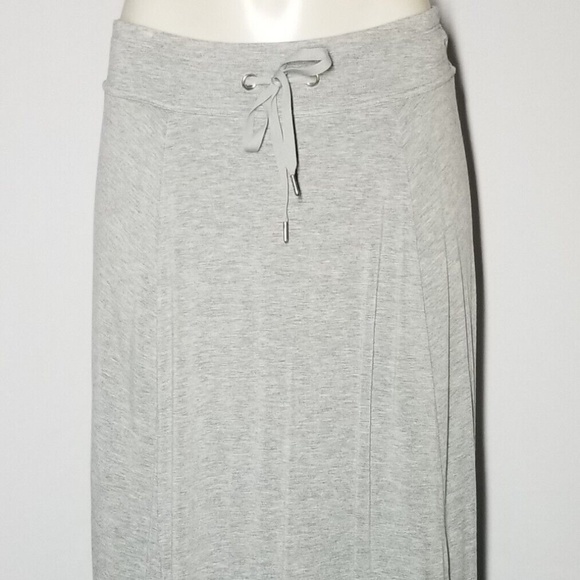 Athleta Size Medium Beachcomber Hi Low Hem Midi Skirt | Gray Jersey Stretch - Picture 6 of 8